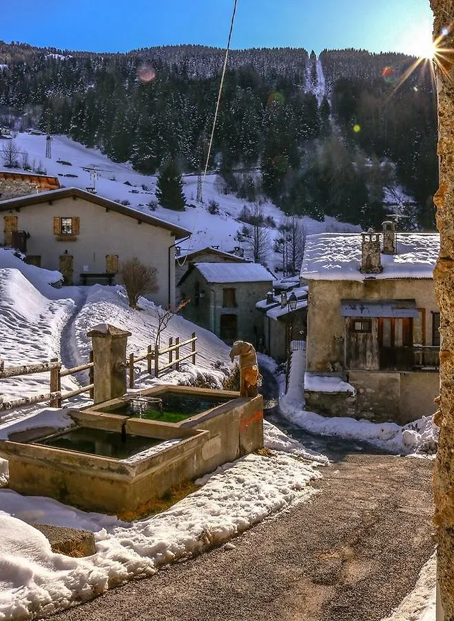 Guest house Chalet Del Cuore Guesthouse Valdisotto Italy